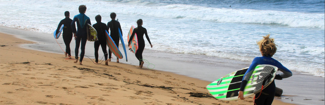 CAMPAMENTO DE VERANO EN INGLÉS CON SURF